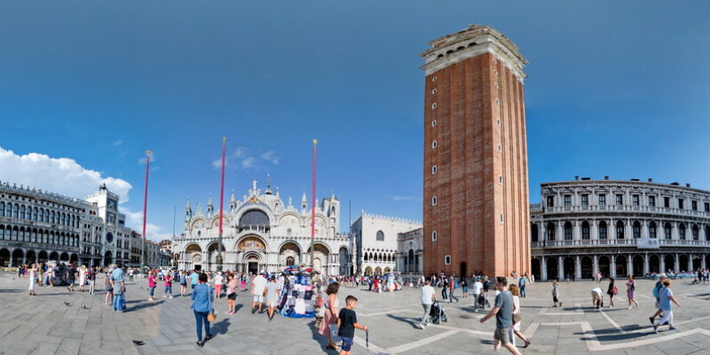 La place Saint-Marc de Venise en réalité virtuelle!
